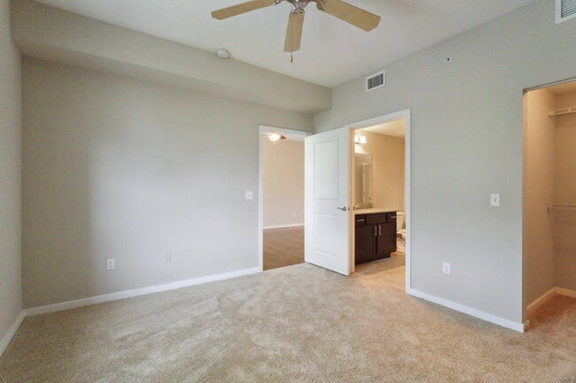 Building Photo - 3617 High Ridge Rd