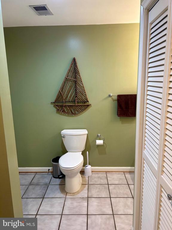 Building Photo - 7413 Clifton Quarry Dr
