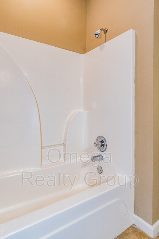 Building Photo - 1144 Washington Dr