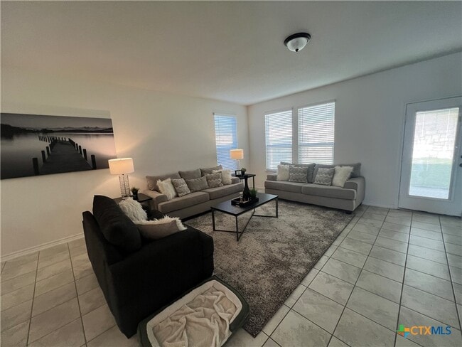 Building Photo - 29909 Sestra