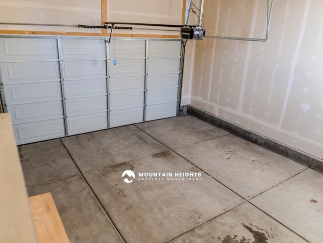 Building Photo - 11329 S Prosperity Rd