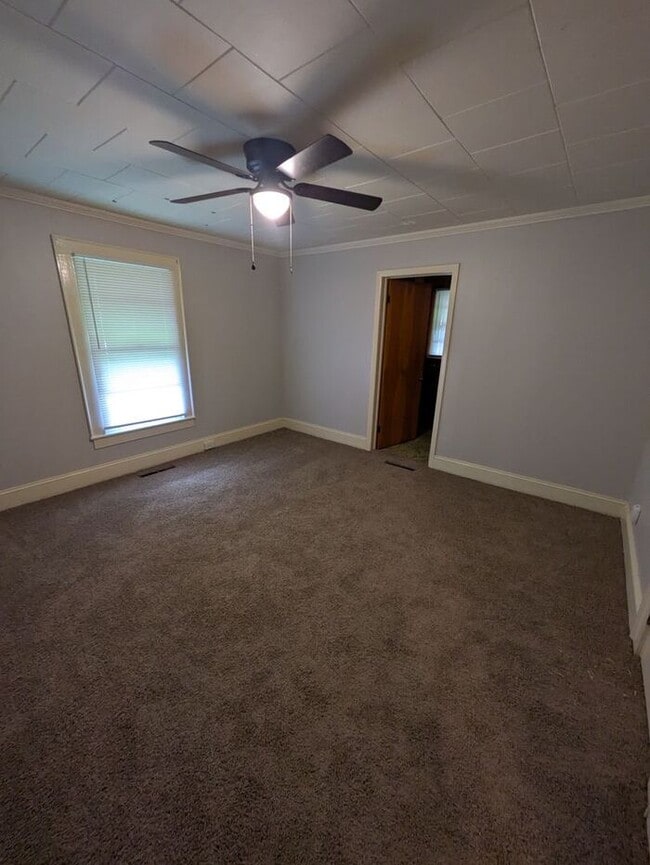 Building Photo - 2BD/2BA Single Family Home in Conover