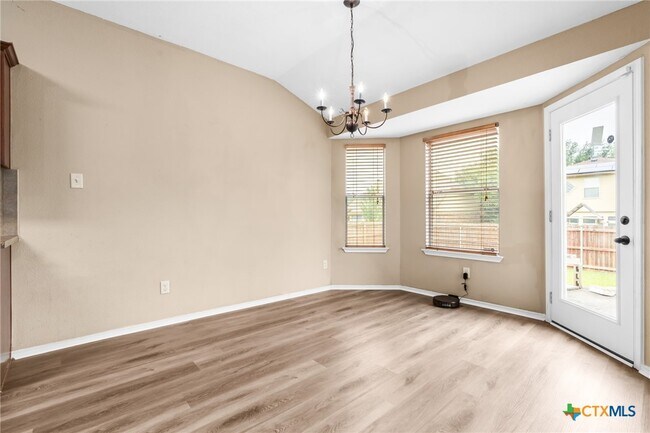 Building Photo - 6711 Bayberry Dr