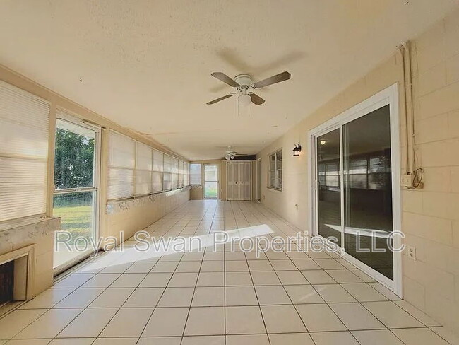 Building Photo - 4035 S Wellington Dr