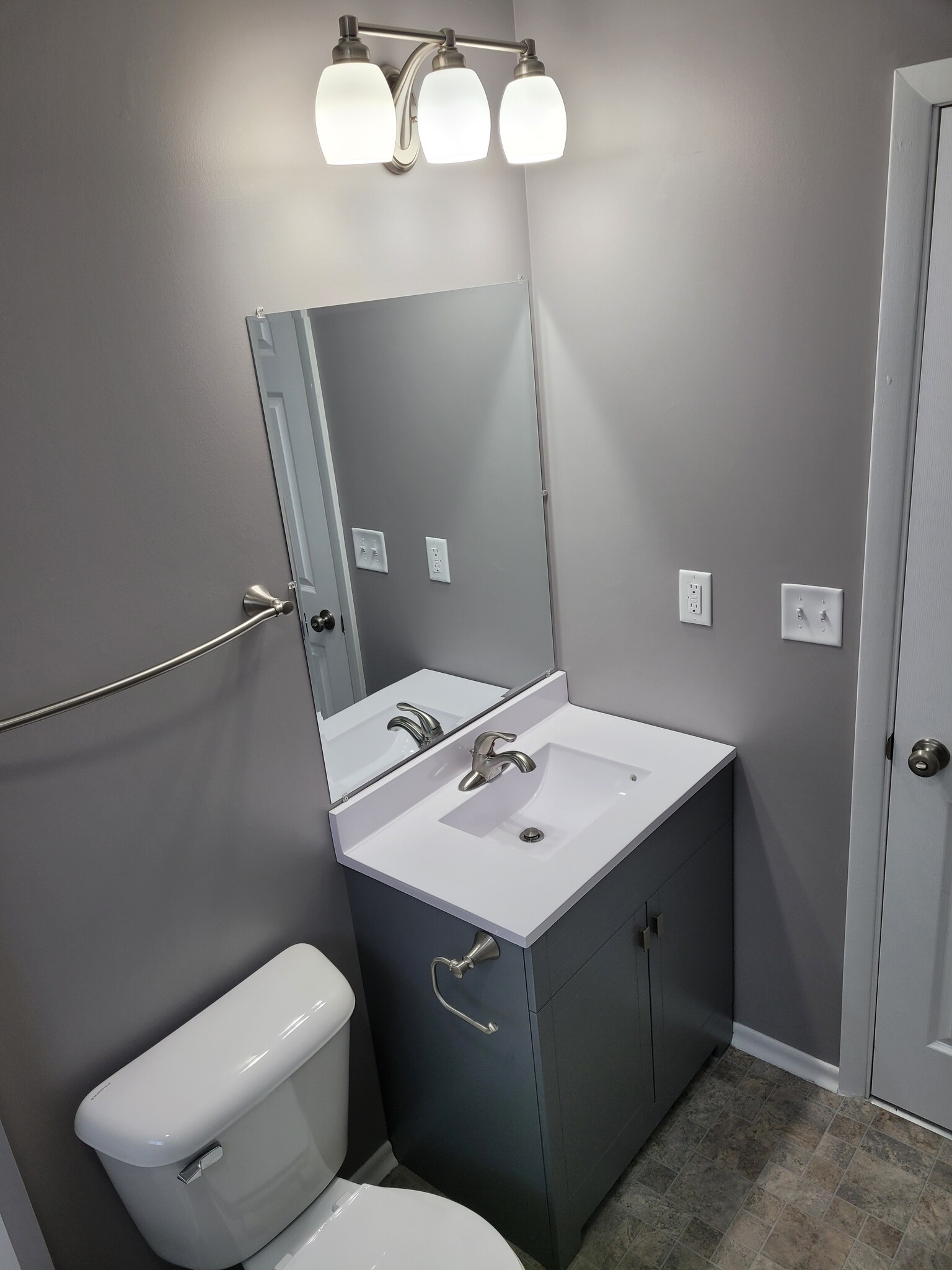 Building Photo - 2021 W 35th St