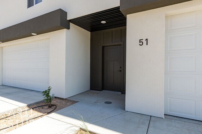 Building Photo - Brand New 3 Bed, 2.5 Bath, 2-Car Garage in...