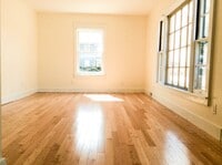 Building Photo - 801 N 10th St