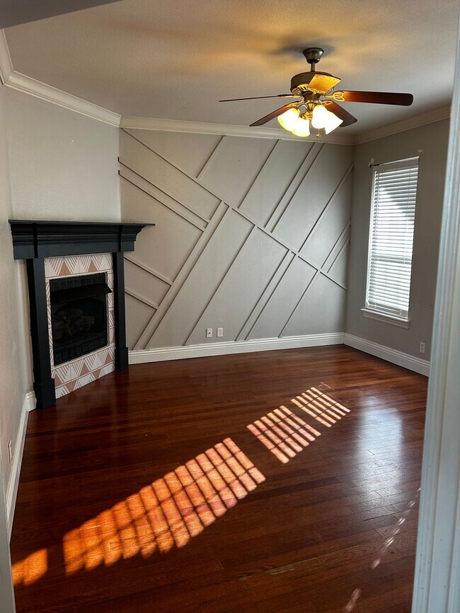 Building Photo - Fayetteville Home in Salem Village Subdivision!