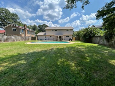 Building Photo - 2802 Curry Dr