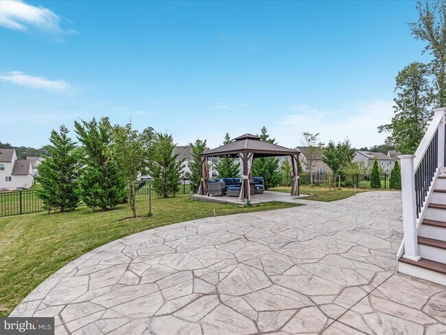 Building Photo - 6684 Muir Dr