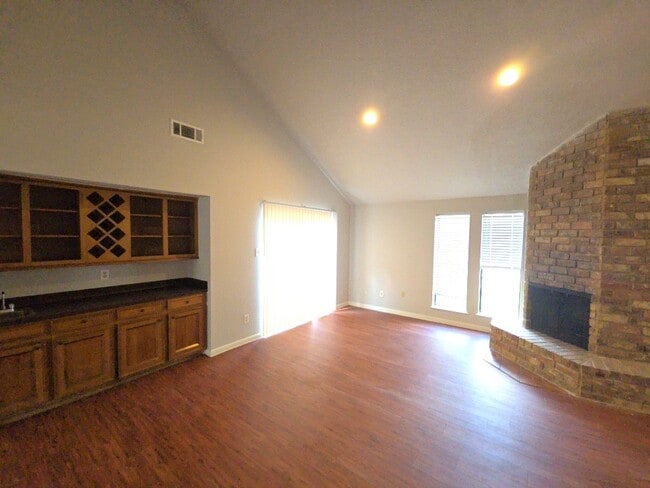 Building Photo - 1705 Bodart Ct
