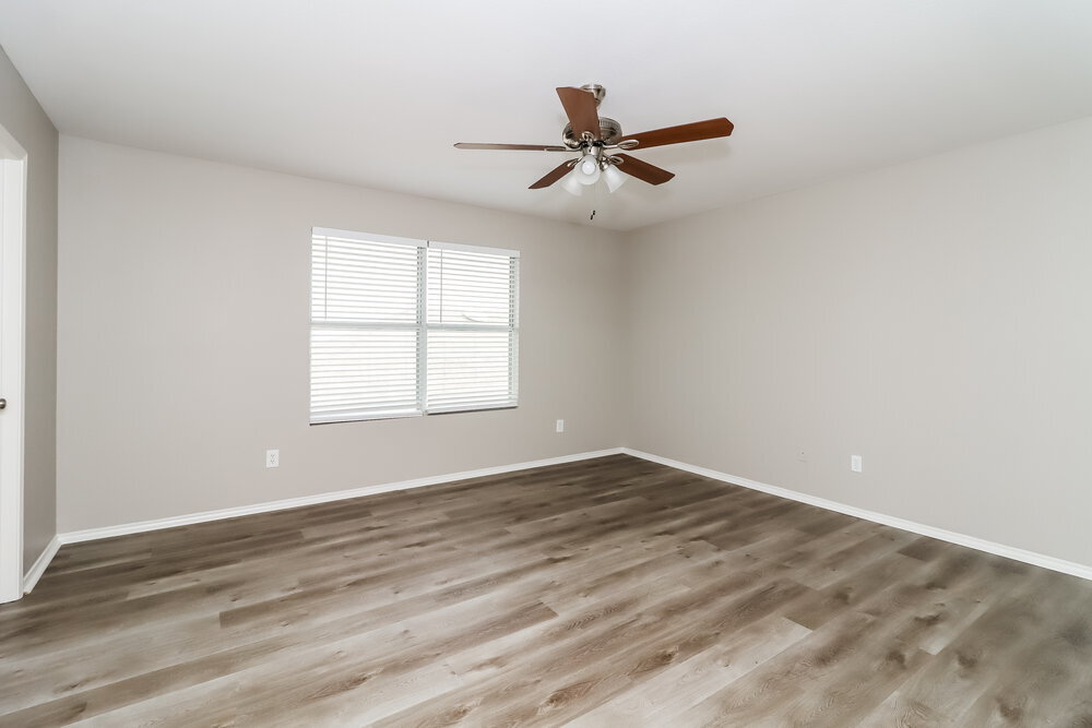 Building Photo - 9953 Legacy Dr