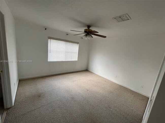 Building Photo - 11627 NW 23rd Ct