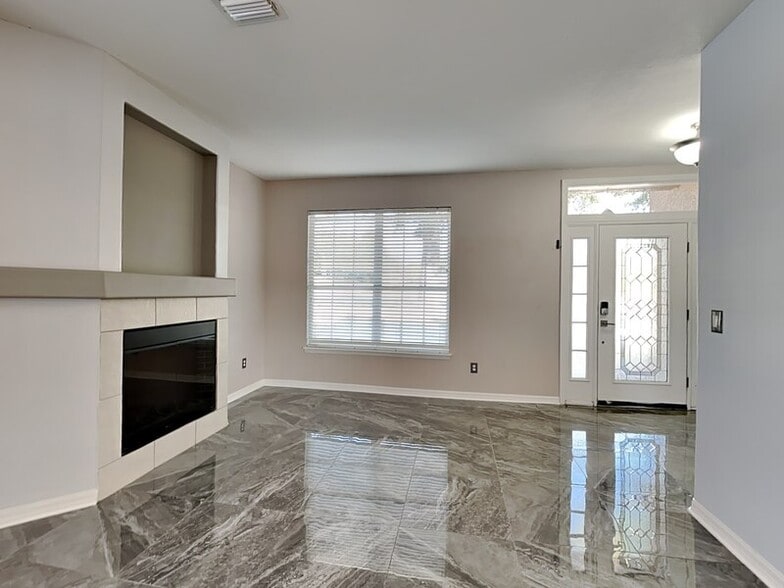 Building Photo - 524 Quail View Ct