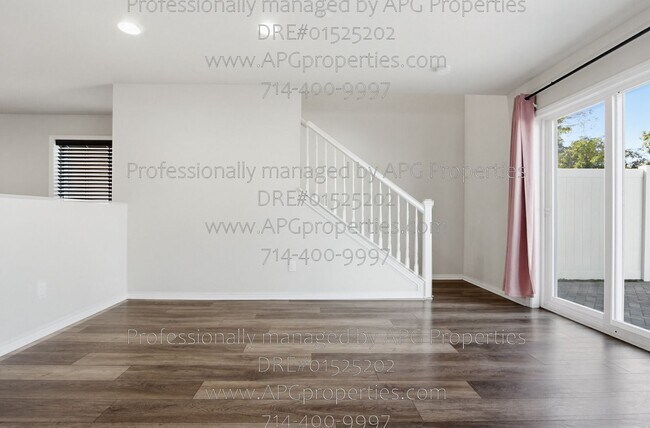 Building Photo - 139 Thompson Ave