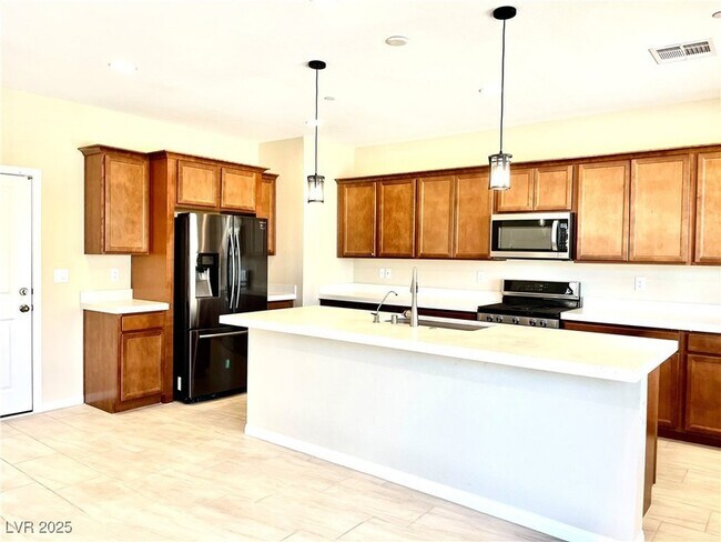 Building Photo - 8819 Burray St