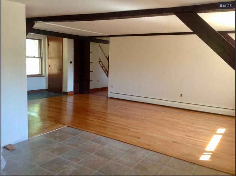 Building Photo - 4 Shawsheen Rd