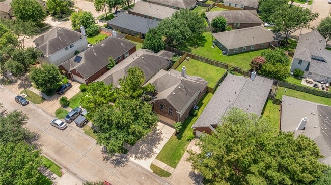 Building Photo - 9223 Carlin Bend Ln