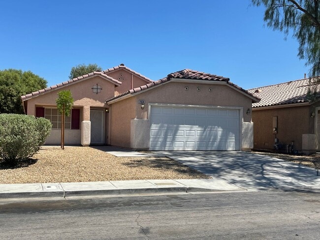 Primary Photo - 2824 Shayla Bay Ave