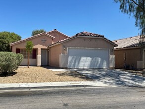 Building Photo - 2824 Shayla Bay Ave