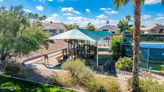 Building Photo - 9735 N 118th Way