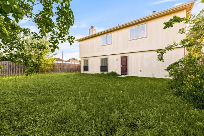 Building Photo - 21039 Vista Trail Ct