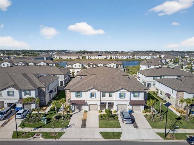 Building Photo - 10349 Trumpet Honeysuckle Wy