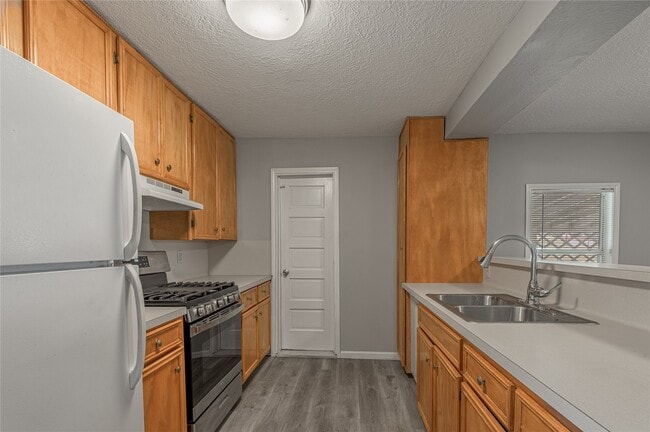 Building Photo - 1306 22nd St