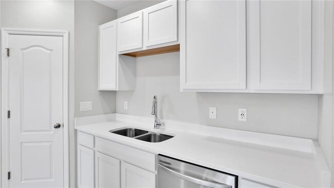 Building Photo - 4147 Collegiate Blvd