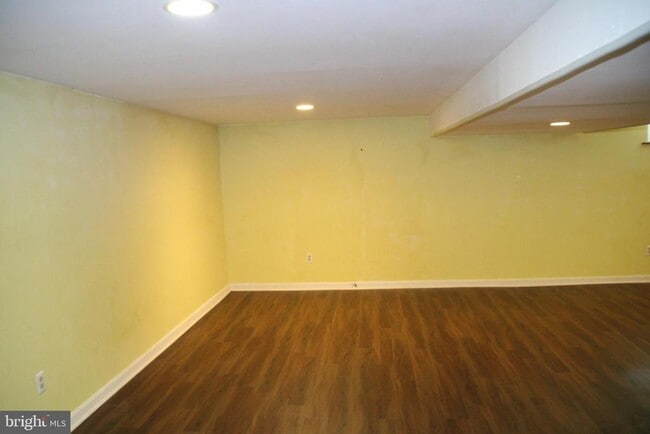 Building Photo - 12010 Ashley Dr