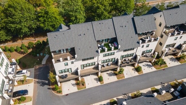 Building Photo - 134 Britten Pass