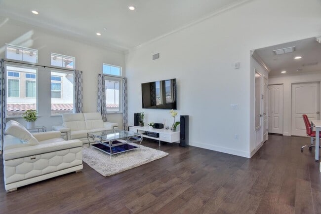 Building Photo - 3089 Valley of Hearts Delight Pl