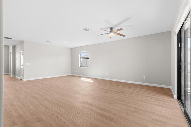 Building Photo - 15719 Islandwalk Ave