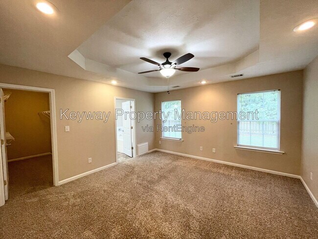 Building Photo - 749 Michelle Ct