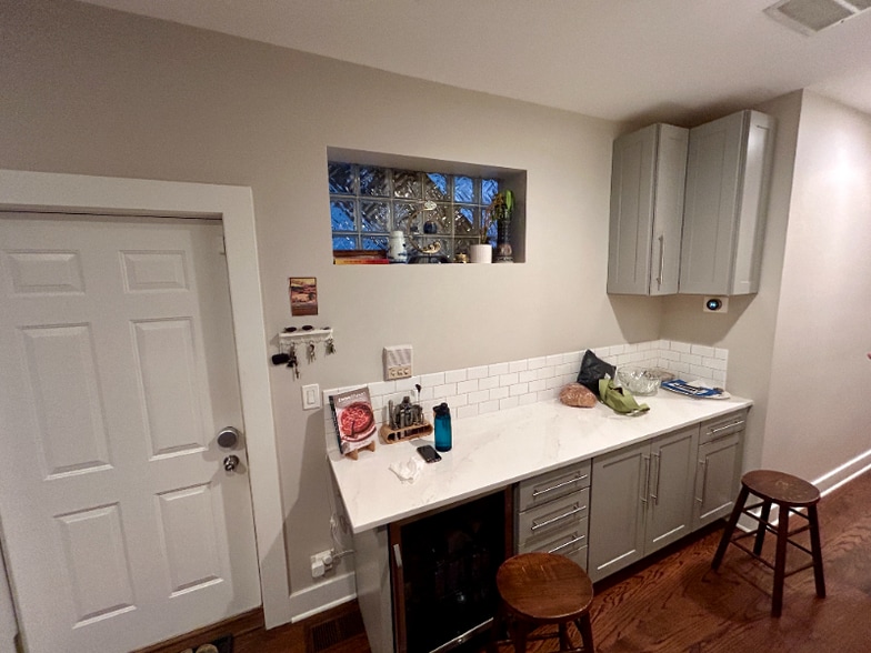 Building Photo - 1543 N Bosworth Ave