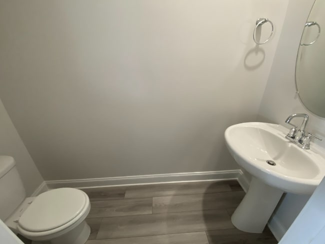 Building Photo - 4550 Skywood Ln