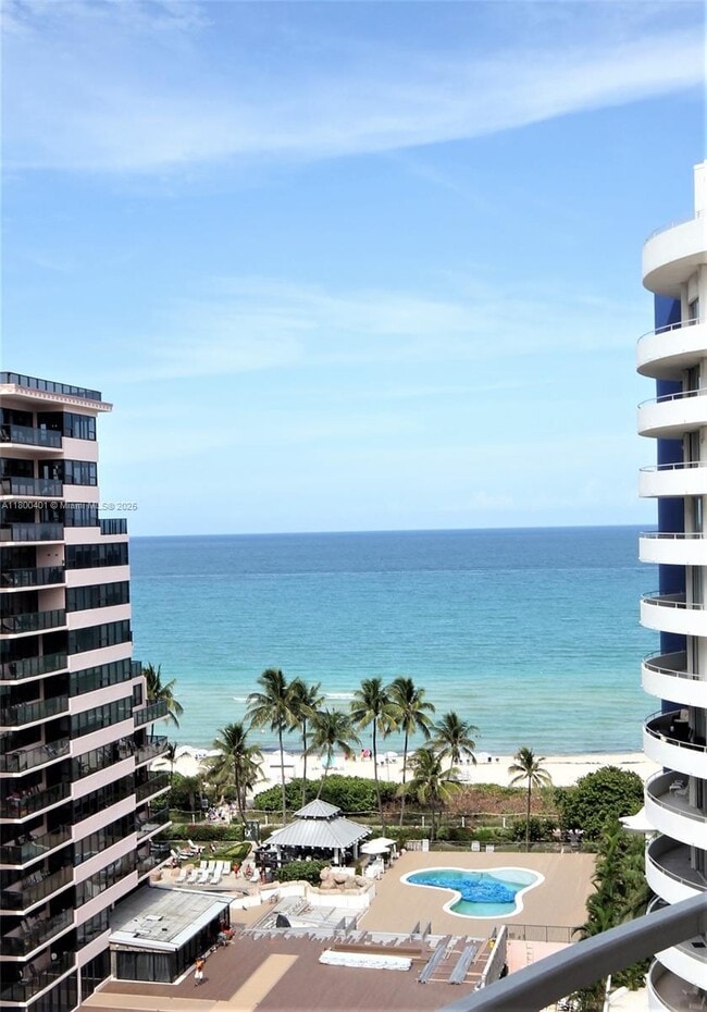 Building Photo - 5161 Collins Ave