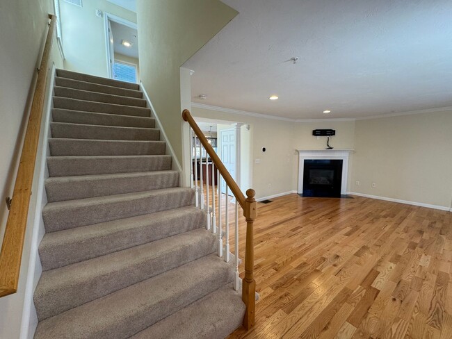 Building Photo - Stunning Two-Bedroom Corner Unit Townhouse...