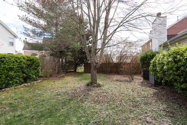 Building Photo - 3004 Helmsdale Ln