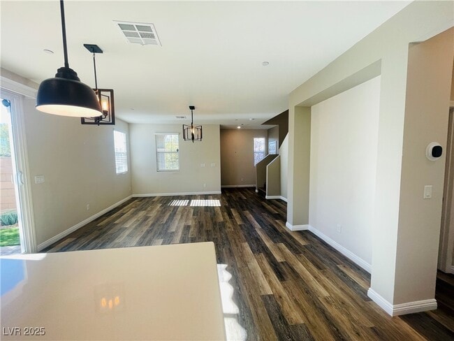 Building Photo - 2350 Borgaro St