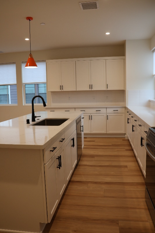 Building Photo - 213 Wellness Wy