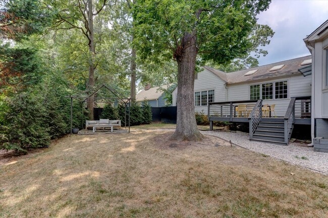 Building Photo - 2020 Tippah Ave