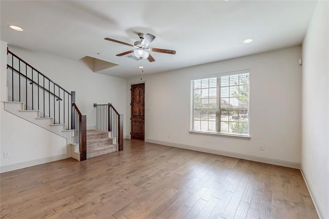 Building Photo - 2404 Jameson Ln