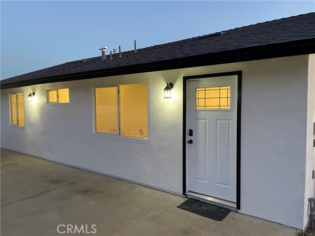 Building Photo - 1548 N Lassen Ave