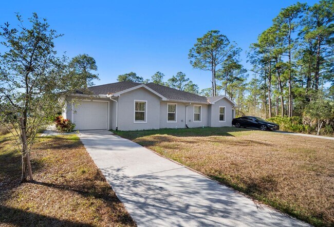 Building Photo - 341-343 Reeves St