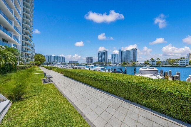 Building Photo - 7930 East Dr