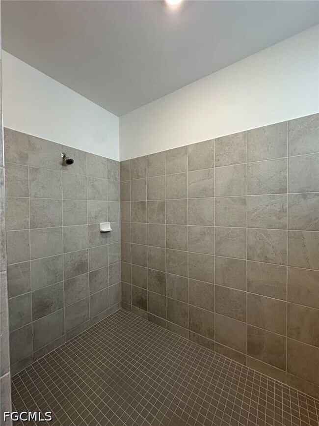 Building Photo - 9291 Aqua Overlook Ct
