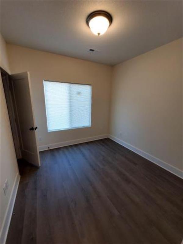 Building Photo - BEAUTIFULHOMES...