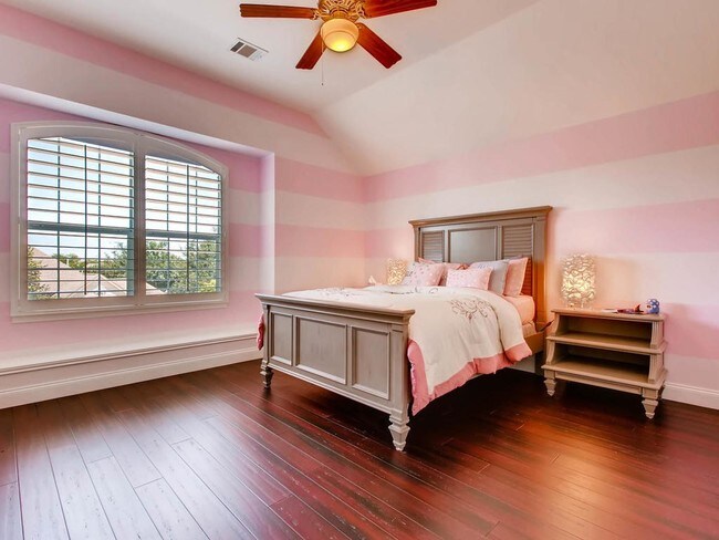 Building Photo - 10217 Medinah Greens Dr