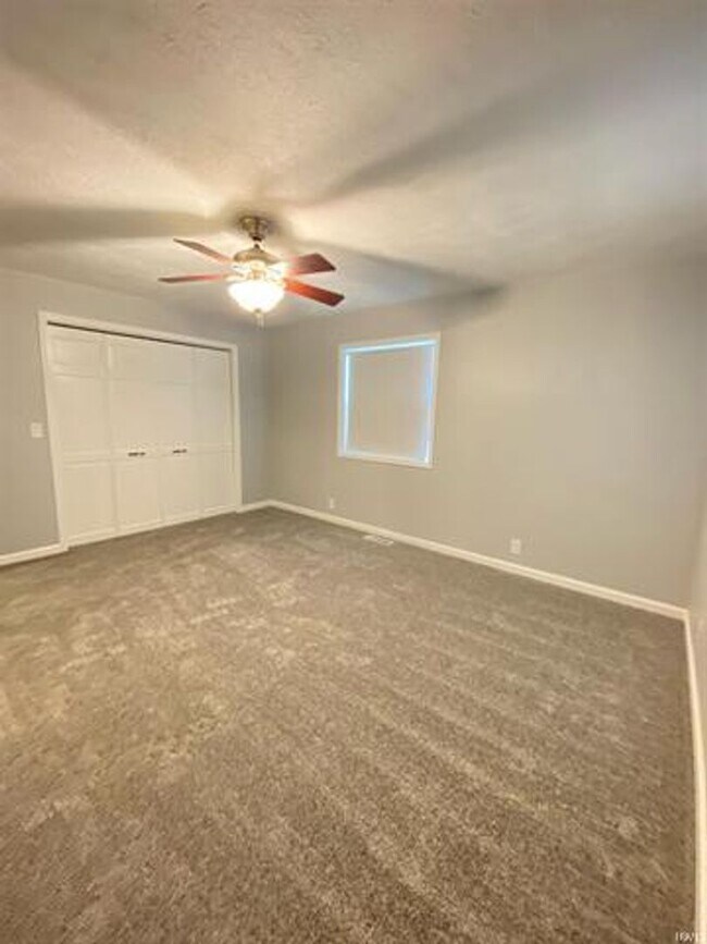 Building Photo - 17401 N County Rd 550 E